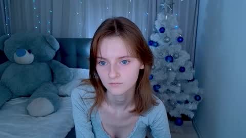 Alisa NONNUDE online show from December 21, 8:54 am