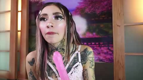 miss___angel online show from December 19, 7:42 pm