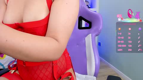 Snapshot of miss___megan chatting on March 4, 8:46 am Megan online show from March 4, 8:46 am