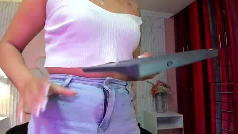 miss__star_ online show from February 2, 12:56 pm