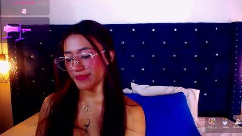 miss_ariss online show from January 19, 5:06 am