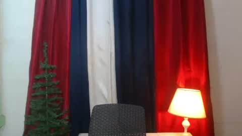 Snapshot of miss_bellah chatting on September 28, 7:12 pm Bellah online show from September 28, 7:12 pm