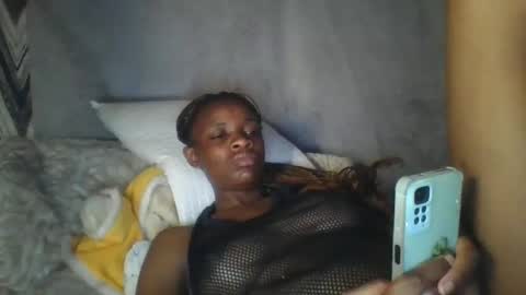 miss_belllo online show from February 20, 7:01 am