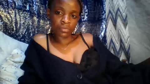 miss_belllo online show from February 1, 10:44 pm