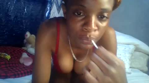 miss_belllo online show from February 6, 6:18 am