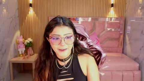 miss_devil_s online show from January 8, 3:12 am