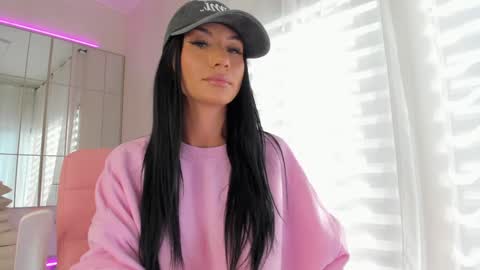 miss_diamond__ online show from March 16, 9:02 am