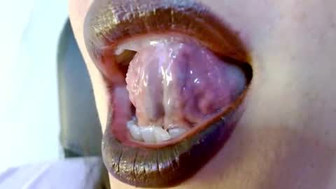 Miss Evoleth online show from September 28, 12:30 am