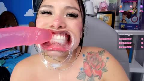 Snapshot of miss_keisi chatting on February 11, 9:25 pm Keisi online show from February 11, 9:25 pm