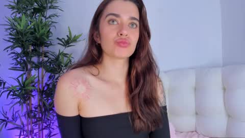 Alana online show from October 2, 12:53 am