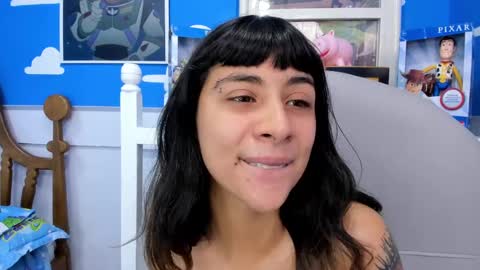 Snapshot of miss_lucyla chatting on March 11, 10:18 am miss_lucyla online show from March 11, 10:18 am