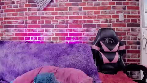Miss Pecados online show from June 9, 8:30 pm