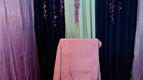 shina online show from March 7, 8:22 pm