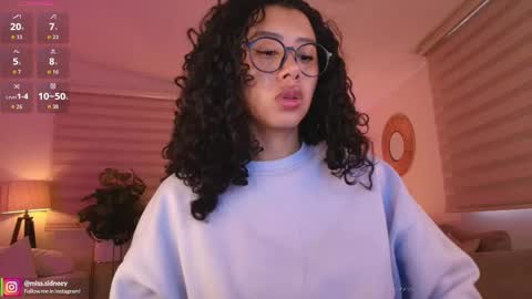 Amy Olivera online show from May 27, 12:46 pm