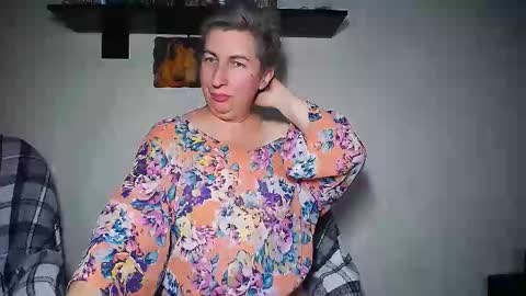 Snapshot of miss_tasha_kom chatting on September 20, 1:14 pm miss_tasha_kom online show from September 20, 1:14 pm