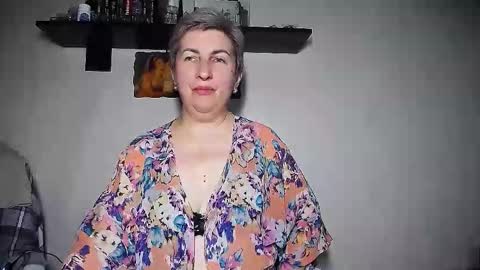 Snapshot of miss_tasha_kom chatting on September 24, 1:51 pm miss_tasha_kom online show from September 24, 1:51 pm