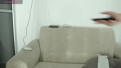 Emma online show from October 28, 2:45 am