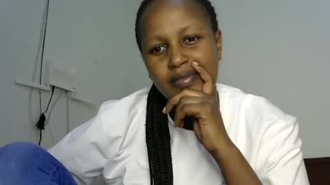 miss_vall online show from December 31, 1:19 pm