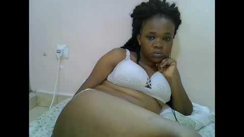miss_velour online show from May 17, 10:57 am