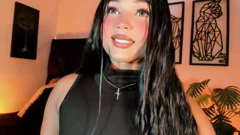 miss_zz online show from February 6, 8:00 pm