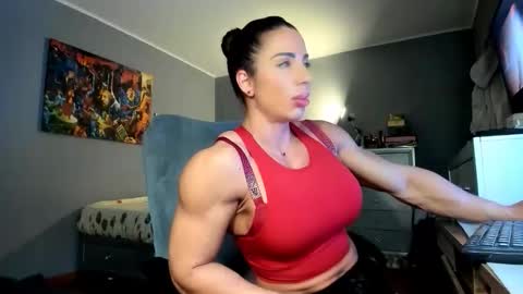 Alesyamuscledoll online show from March 24, 7:31 pm