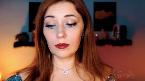 The divine Beverly online show from November 15, 4:03 am