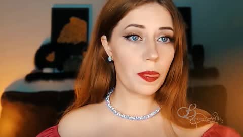 Snapshot of missbeverlymills chatting on September 30, 10:53 pm The divine Beverly online show from September 30, 10:53 pm