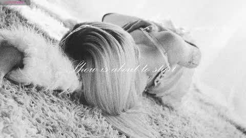 Chloe freelance model Please your thumbs up are important  online show from November 27, 1:02 am