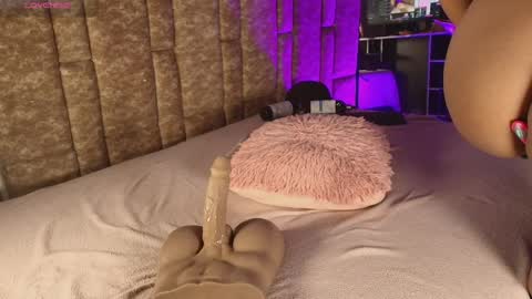 DIONNE online show from April 1, 1:41 pm