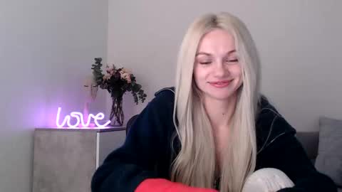 EMMA online show from March 11, 10:09 pm