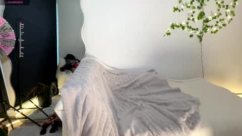 Miss Jessica Jade online show from February 25, 3:32 am