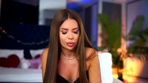 misskiarra online show from February 20, 9:06 pm