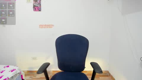 Kimberly Alejandra online show from October 5, 7:43 pm