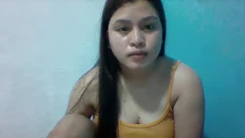 Snapshot of misskitty2xxx chatting on March 3, 3:32 pm Merry online show from March 3, 3:32 pm