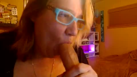 MissKittyFox online show from March 5, 6:11 am