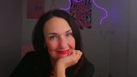 Christina online show from March 11, 12:30 pm