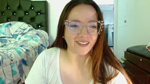 Snapshot of misslady__eva chatting on February 28, 2:53 pm eva online show from February 28, 2:53 pm