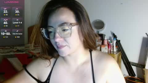 Snapshot of misslady__eva chatting on February 8, 11:12 am eva online show from February 8, 11:12 am