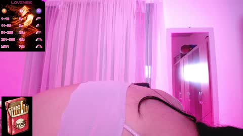 Snapshot of misslana_wn chatting on March 1, 12:39 am LanaLul online show from March 1, 12:39 am
