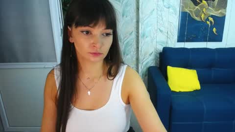 MissLaura online show from October 13, 8:38 am