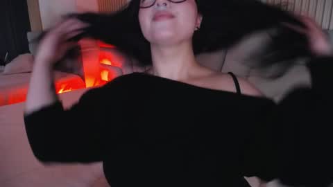 Miss Loise online show from April 20, 1:19 am