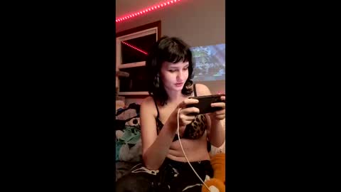 missmacabre666 online show from February 14, 8:06 am