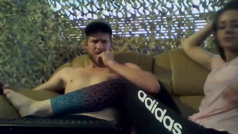 4bdn couple online show from February 14, 12:36 pm