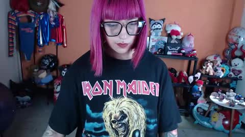 Miss Mia online show from February 2, 7:21 pm