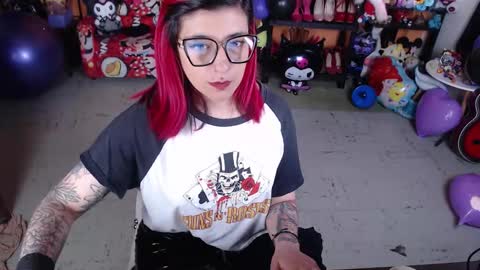 Miss Mia online show from September 18, 3:05 pm