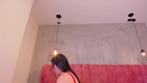 Mia  online show from June 1, 11:55 am