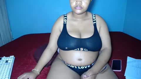 mimmi online show from November 10, 7:55 am