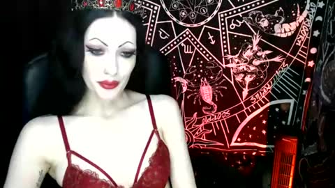 MissMoonDoll online show from January 8, 4:12 am