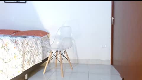 Tell me Pandora online show from February 18, 9:53 pm