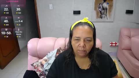 Snapshot of misspenelopenipples chatting on October 14, 11:57 am Penelope online show from October 14, 11:57 am